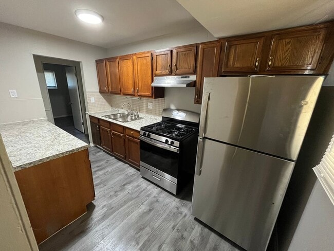 Photo - 3 Bedroom 1 Bath Home with Carport & Fence...