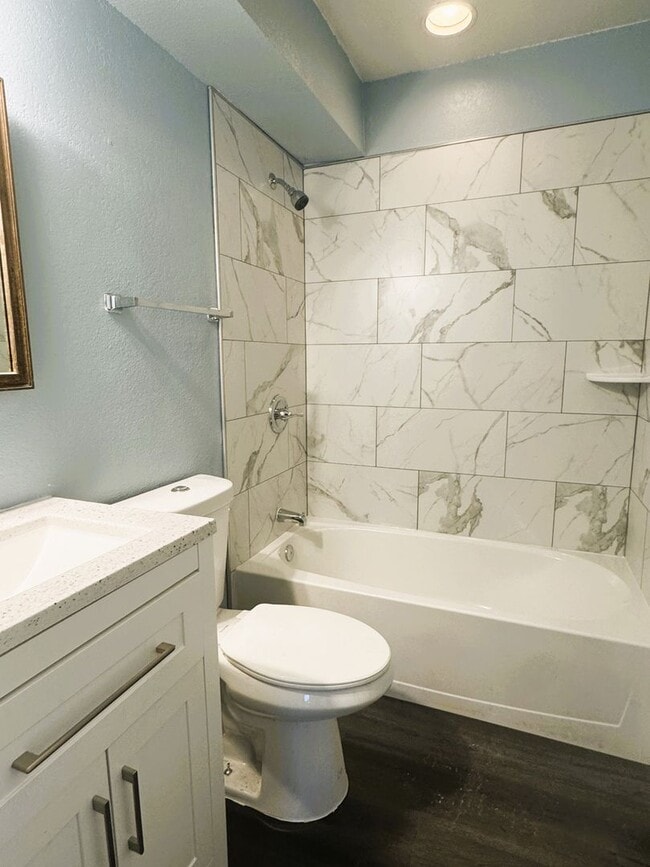 Photo - 3282 Adams Dr Unit #B203