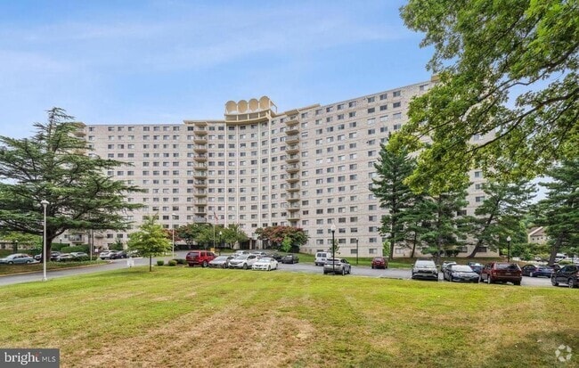 Building Photo - 1111 University Blvd W Unit 909-A Rental