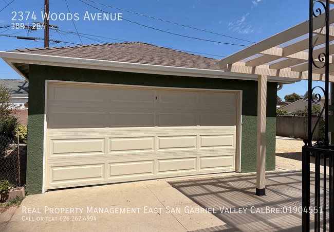 2374 Woods Ave