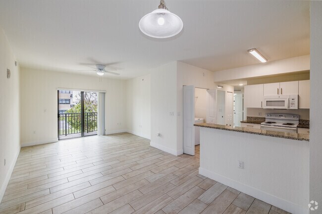 4BR, 2BA - 1,275SF - Living Room/Kitchen