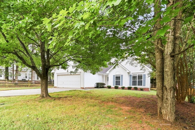 13113 Peacock Ln