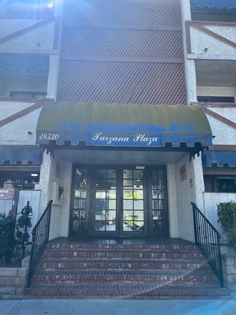 Photo - 18530 Hatteras St Unidad #310