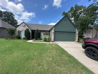 Photo - 500 E Kansas St