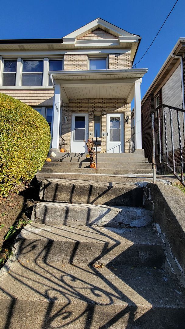 Building Photo - Fabulous Rental