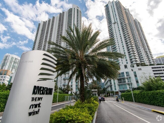Building Photo - 350 S Miami Ave Unit 3302 Rental