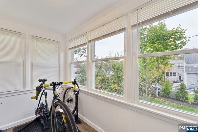 Photo - 567 S Broad St