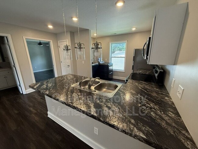 Photo - 1800 Sun Valley Rd