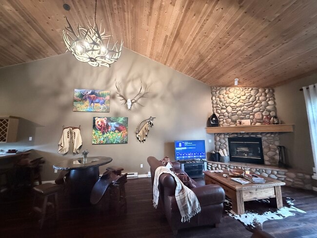 Photo - 130 Starlight Dr Unit Big Sky Retreat furnished