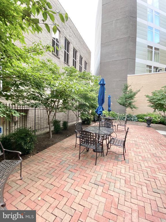 Photo - 1600 Prince St Unidad 408