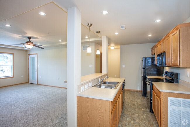 2HAB, 2BA - 900 ft²