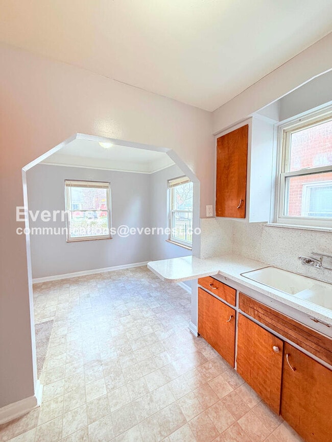 Photo - 13737 Capitol St