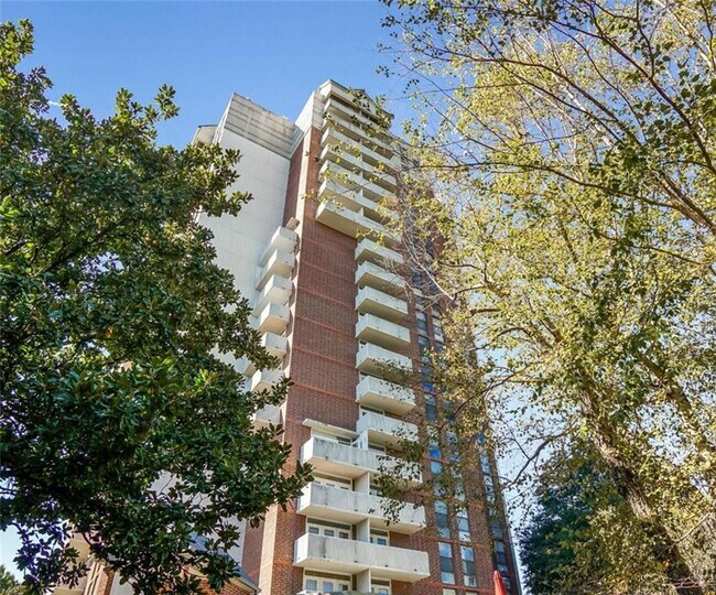 Building Photo - 375 Ralph McGill Blvd NE Unit 108