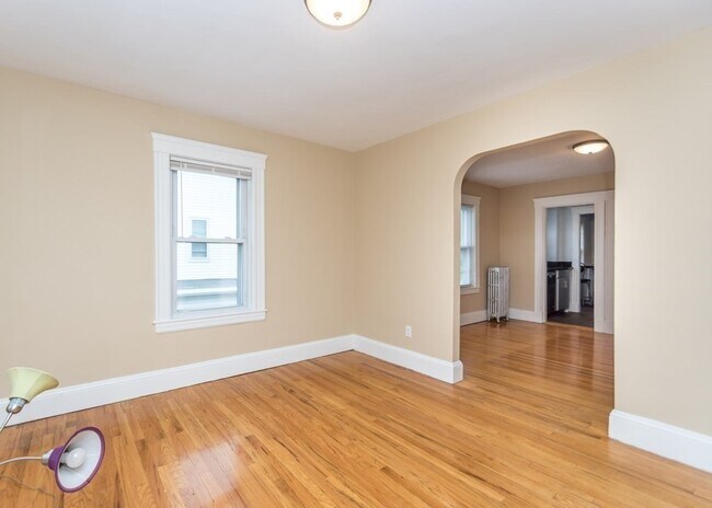 38 Bennett St Unit 2