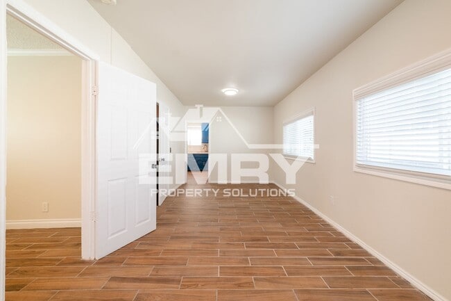 Photo - 1125 S Evergreen Ave Unidad 1