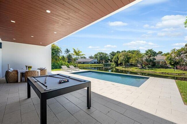 Photo - 1000 SW 93rd Ave
