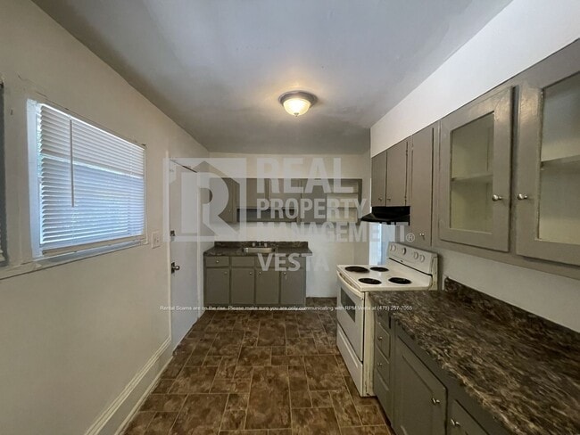 Photo - 3827 Travis Blvd