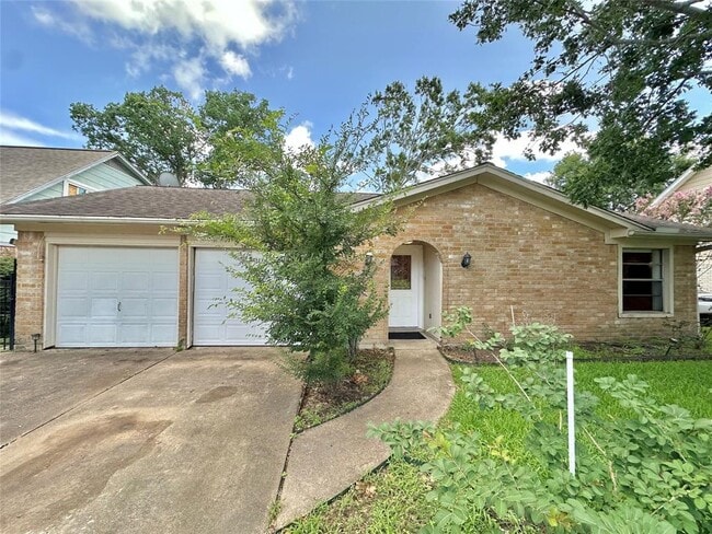 Photo - 1765 Hialeah Dr Casa