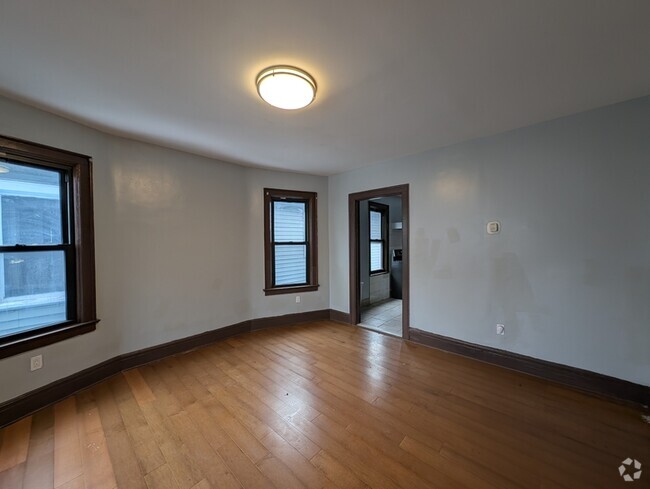 Building Photo - 408 Koons Ave Unit #2 Rental