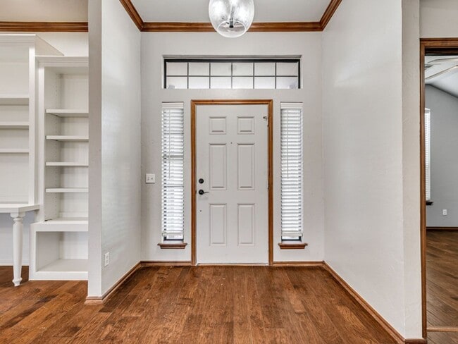 Photo - 1905 SE 17th St