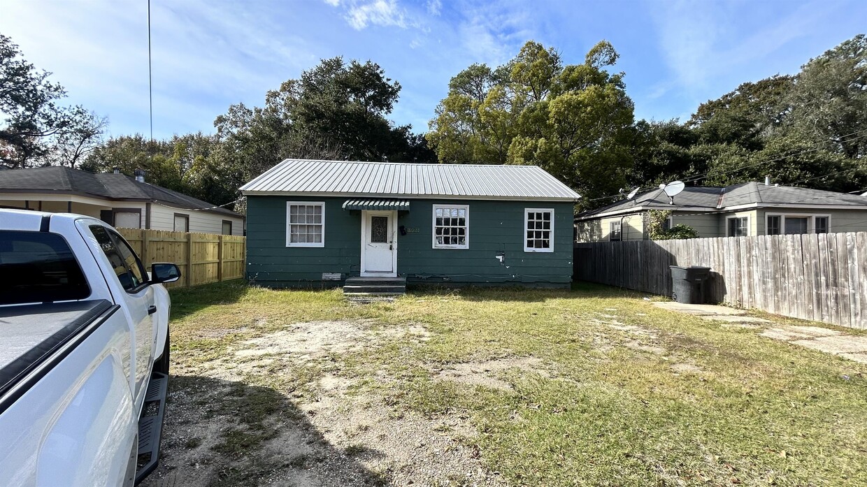 Photo - 3921 Elm Dr (Baton Rouge, LA)