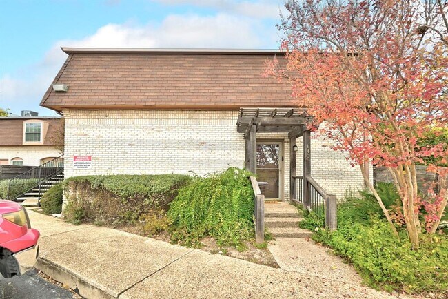 Photo - 7801 Shoal Creek Blvd Unit 140