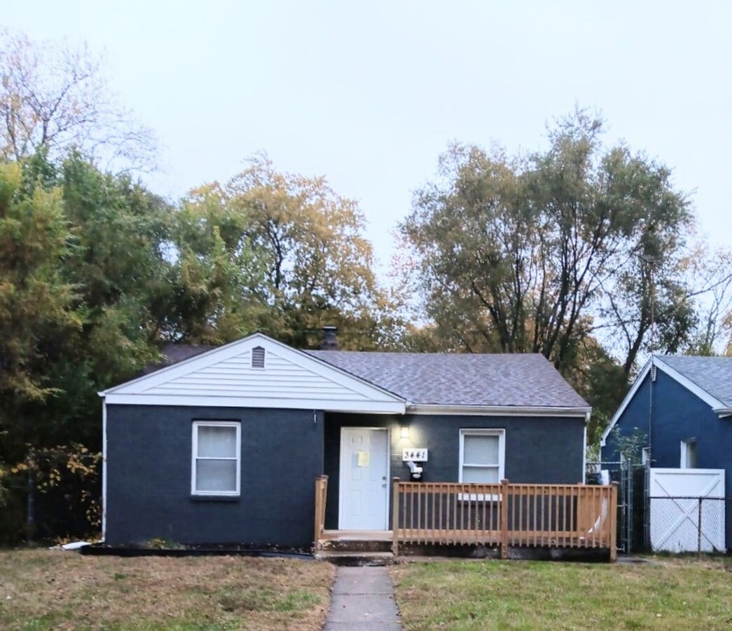 Cozy 2 Bedroom Home - Cozy 2 Bedroom Home