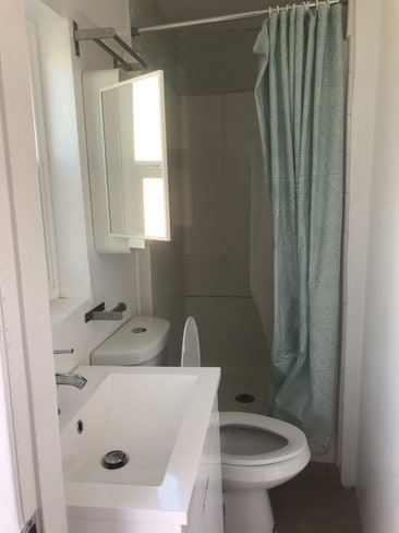 Building Photo - 116 Paloma Ave Unit 116C