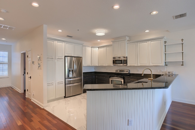 Photo - 4625 Overlook Dr NE