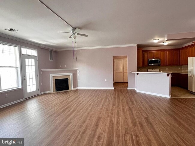 Photo - 245 Masterson Ct