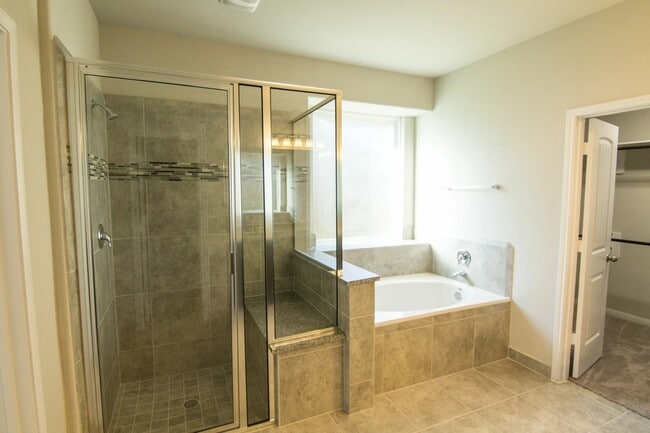 Photo - 618 Cypress Creek Ln