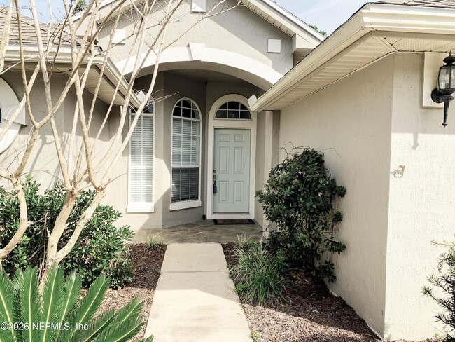Photo - 681 Lake Stone Cir