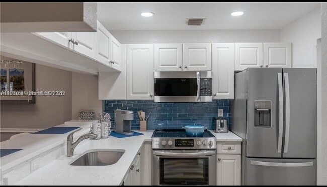 Photo - 2916 Tuscany Ct Unit 201