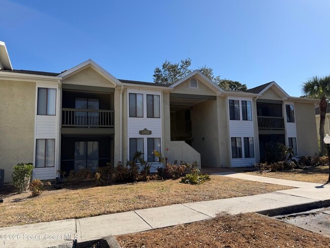 Building Photo - 3555 Sable Palm Ln Unit F