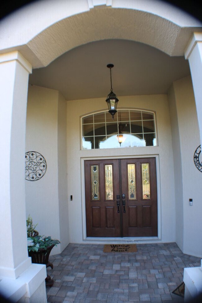 Photo - Spectacular and Luxurious Turnkey ANNUAL Lease in The Village of Bridgeport