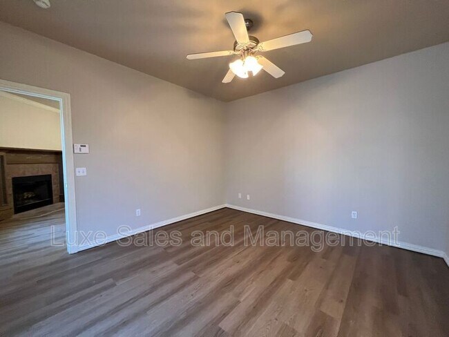 Photo - 509 SW 124th Pl