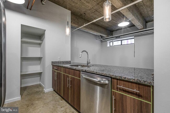 Photo - 4800 Brown St Unit 108