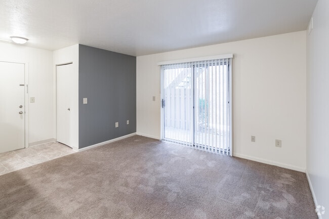 1HAB,1BA 709 ft² - The Discovery - The Retreat Apartment Homes