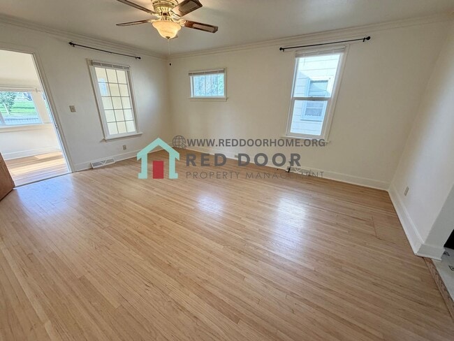 Photo - 1405 Duplex SQD LLC -M Unit 1405