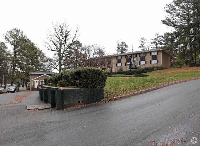 Lauren Heights Apartments - Lauren Heights