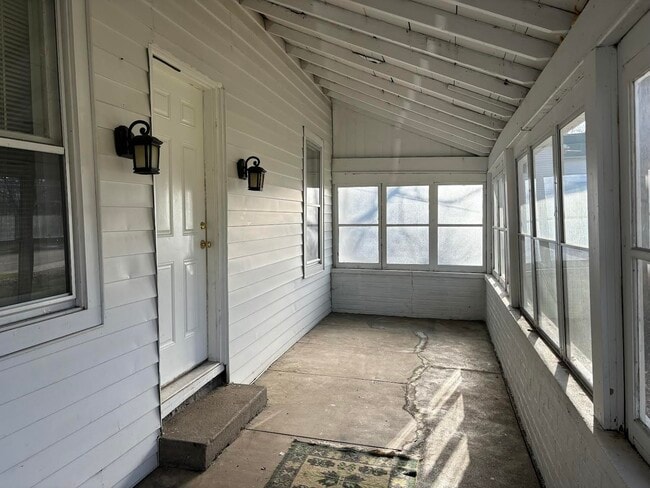 Photo - 9097 E D Ave