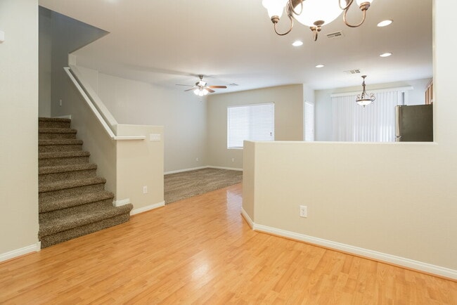 Photo - 267 Red Eucalyptus Dr