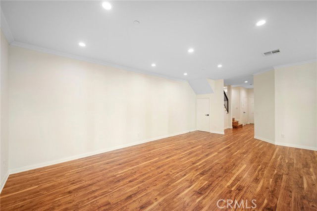 Photo - 415 E Dryden St