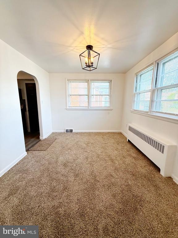 Photo - 633 Noble St