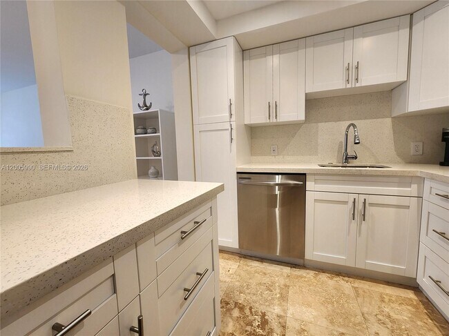 Photo - 3505 S Ocean Dr Unit 209