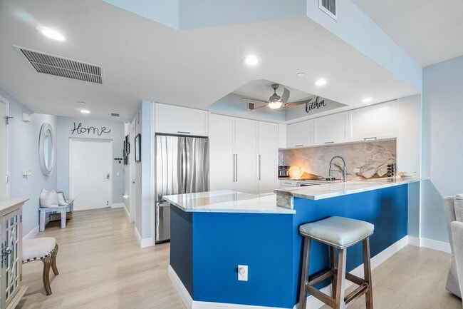 Photo - 2650 Lake Shore Dr Unit 1202