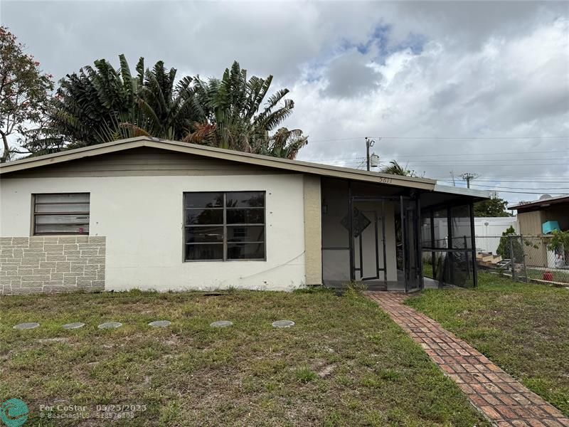 Photo - 5611 SW 37th St House