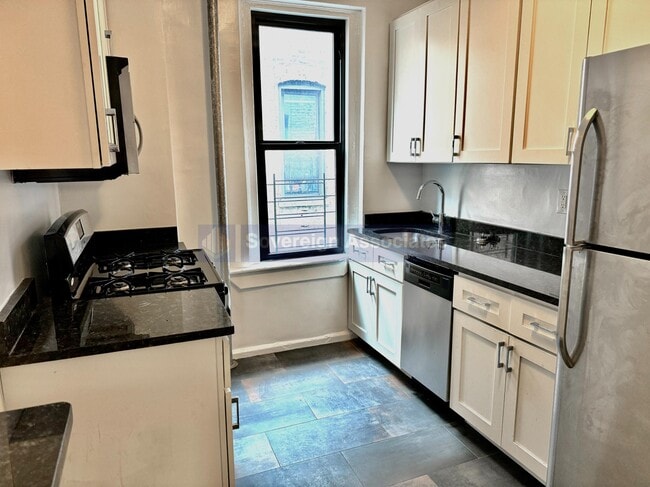 Photo - 54 Vermilyea Ave Unit 53