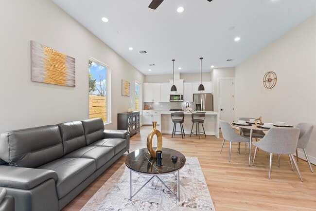 Photo - 2131 Blalock Rd