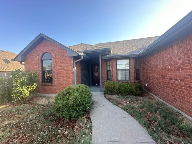 Photo - 6816 SW Drakestone Blvd